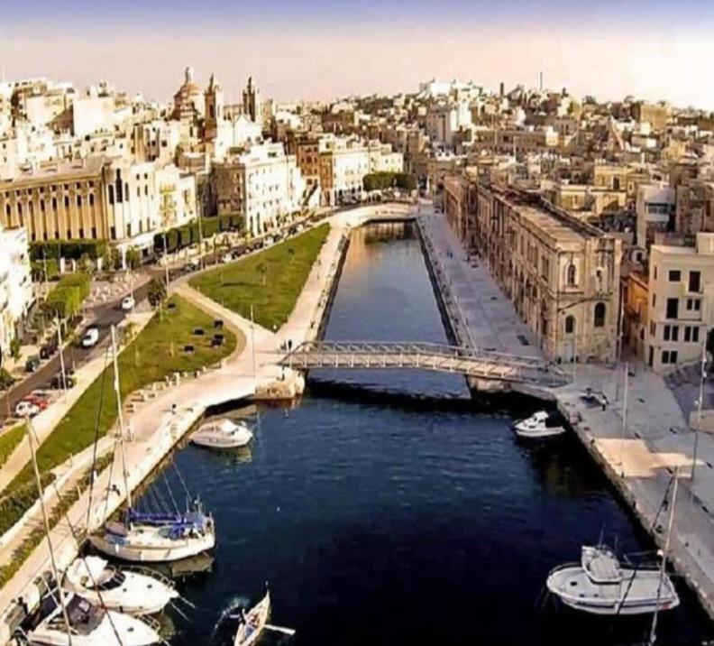 Charming Town House In Cospicua, Valperga Rooms Exteriér fotografie